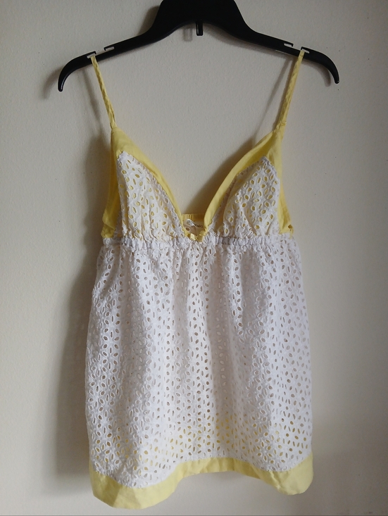 Victoria's Secret Other - Victoria Secret Eyelet Top